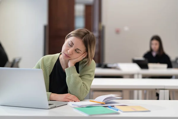 Tired Female Mature Student Falling Asleep Boring Online Lesson Sleepy — Stockfoto