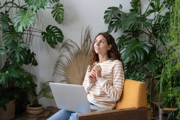 Pensive Woman Communicate Boyfriend Online App Laptop Happy Thinking Funny — Stockfoto