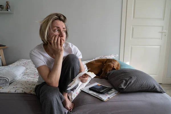 Depressed Middle Aged Woman Looks Away Get Distracted Financial Crisis — Zdjęcie stockowe