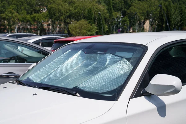 Closeup Protective Reflective Surface Windshield Passenger Car Parked Hot Day — Stockfoto