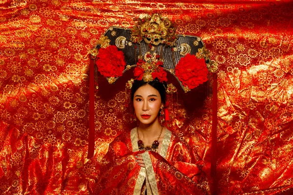 Mulher Asiática Desgaste China Royal Imperatriz Traje Tradicional Com Linha — Fotografia de Stock