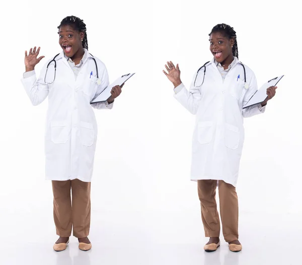 Full Längd Talet Ung Afroamerikansk Kvinna Medicinsk Sjukvård Läkare Wow — Stockfoto