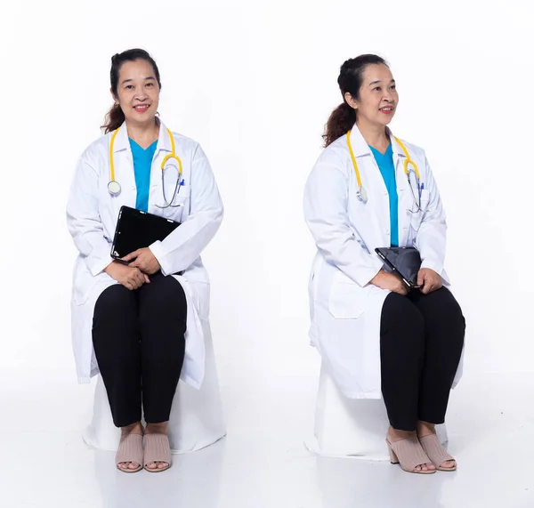 Longitud Total 40S 50S Mujer Mayor Asiática Médico Médico Paciente — Foto de Stock
