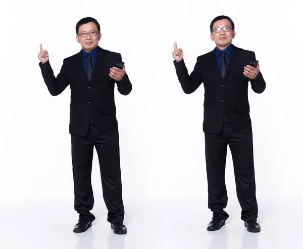 Longitud Años Hombre Mayor Asiático Gerente Ejecutivo Negocios Señalando Dedo — Foto de Stock