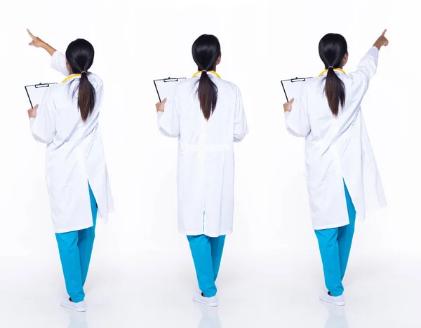Full Length 30S Asian Woman Scientist Surgeon Doctor Pointing Finger — Stock Photo, Image