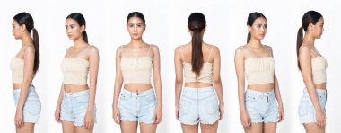Yarı vücut 20 'li yaşlarda Asyalı bir kadın resmi kısa kot pantolon giyer. Siyah uzun düz saçlı kadın mutlu bir gülümseme hissediyor. Moda modası modası beyaz arka planda izole edilmiş pozlar veriyor.