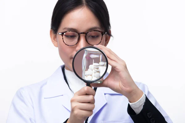 Half Body Face 30S 40S Asian Woman Pharmacist Doctor Wear — Stock Photo, Image