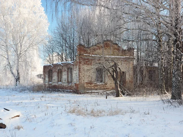 Una Mattina Inverno Gelida Vecchia Casa Della Cultura Abbandonata Strada — Foto Stock