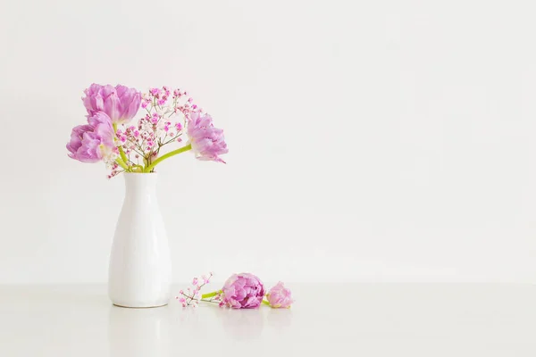 Pink Tulips Gypsophila White Background — Stock Photo, Image