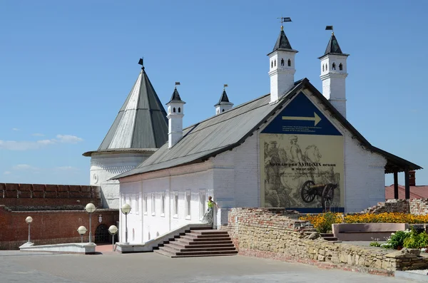 Kazan Kremlin. Edificio sur del tribunal de Artillería —  Fotos de Stock