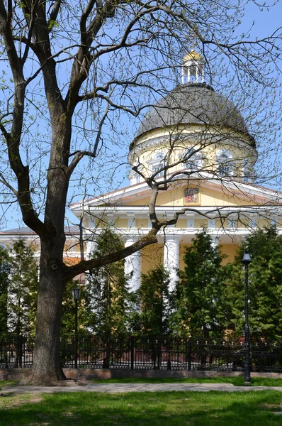 Gomel, Palace and Park Ensemble. Cathedral of Peter and Paul — Stock Photo, Image