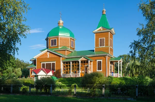 ホメリ。聖ミカエル教会、チェルノブイリの犠牲者への記念碑 — ストック写真