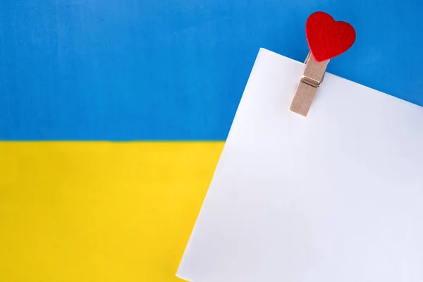 우크라이나 국기와 우크라이나 에서의 평화의 — 스톡 사진