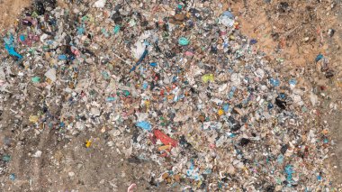 Çöp dökümü veya çöp çöp yığını. Kirliliği kavramı.