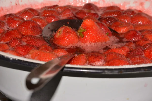 Mermelada de fresa para cocinar —  Fotos de Stock