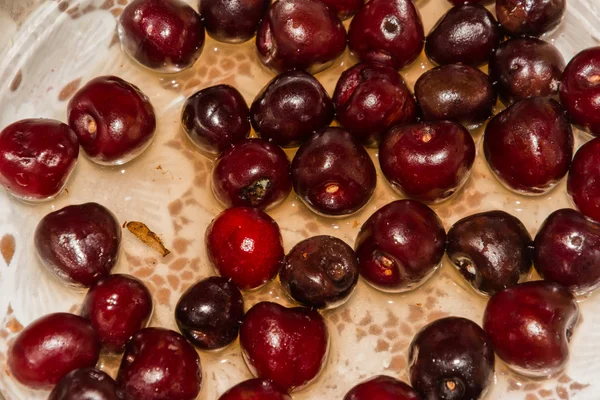 Matlagning cherry jam — Stockfoto