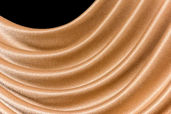 Penceresinde açık lambrequin (portiere, perde) altın rengi. Klasik dekorasyon kapalı açıklıklar saçakların moda haline geri..