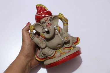Eco Friendly Ganesh Clay Idol for Ganapati Pooja