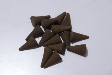 Dhoop Agarbatis Beyaz Arkaplanda İzole Edildi