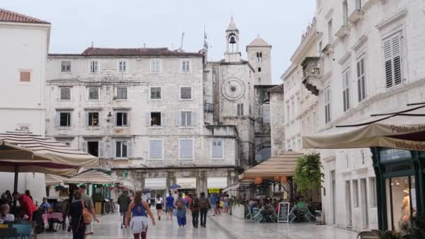 Split Croatia June 2022 People Walking Narodni Trg Peoples Square — Video