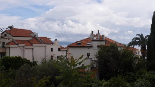 Typical Croatian Houses Suburban Neighborhood Pan High Quality Footage — Stok video