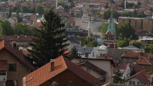 Blick Auf Kirche Und Moschee Der Innenstadt Von Sarajevo Religiöse — Stockvideo