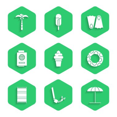 Dondurmayı waffle külahına koyun, Şnorkel, plaj için güneş koruyucu şemsiyesi, plaj havlusu, plaj havlusu, yüzgeçli pasaport, palet ve tropikal palmiye ağacı ikonu. Vektör