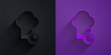 Kağıt kesiği Şef şapkası simgesi mor arka planda siyah üzerine izole edilmiş. Aşçılık sembolü. Aşçı şapkası. Kağıt sanatı tarzı. Vektör.