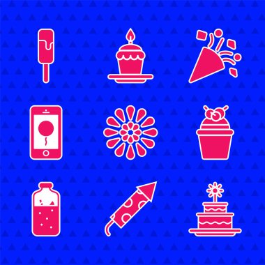Havai fişek, roket, yanan mumlu pasta, sıcak şarap, gezici doğum günü mesajı, konfeti ve dondurma ikonu. Vektör