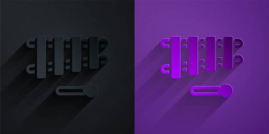 Kağıt kesiği ksilofon - 13 tahta çubuklu müzik aleti ve mor arkaplanda siyah üzerine izole edilmiş iki perküsyon tokmağı simgesi. Kağıt sanatı tarzı. Vektör