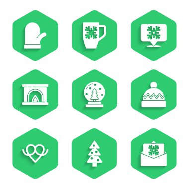 Noel kar küresi, ağaç, kartpostal, kış şapkası, simit, şömine, kar tanesi konuşma balonu ve eldiven ikonu. Vektör