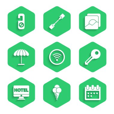 Wi-Fi kablosuz internet ağı, dondurma külahı, takvim, anahtar, internet otel rezervasyonu, plaj için güneş koruyucu şemsiye, fotoğraf ve lütfen ikonu rahatsız etmeyin. Vektör