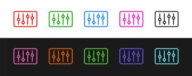 Satır Ses Karıştırıcı simgesi siyah ve beyaz arkaplanda izole edildi. DJ ekipman kaydırma düğmeleri. Konsol karıştırılıyor. Vektör.