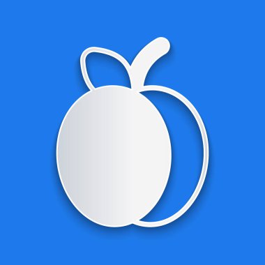 Kağıt kesiği Erik meyvesi simgesi mavi arkaplanda izole edilmiş. Kağıt sanatı tarzı. Vektör