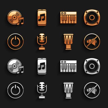 Mikrofon, Stereo hoparlörü, Hoparlör sesi, Davul, Güç düğmesi, Müzik sentezleyicisi, Vinil disk ve oyuncu simgesi ayarla. Vektör