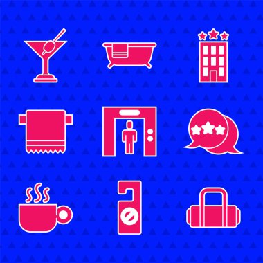 Set Lift, lütfen rahatsız etmeyin, Bavul, Beş yıldızlı değerlendirme, Kahve fincanı, Havlu askıda, Otel binası ve Martini cam ikonu. Vektör
