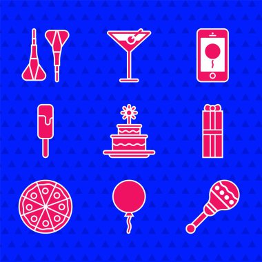 Pastayı yanan mumlarla, balon kurdelesiyle, Maracas 'la, hediye kutusuyla, pizzayla, dondurmayla, mobil doğum günü mesajıyla ve Dart ok ikonuyla ayarla. Vektör