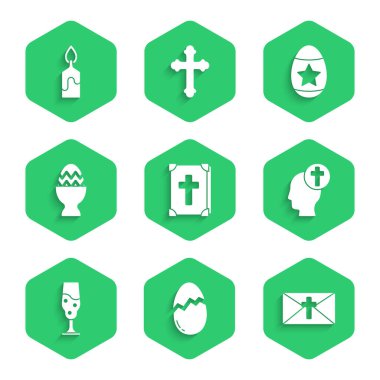 Kutsal İncil kitabı, kırık yumurta, Mutlu Paskalyalar yazılı tebrik kartı, insan başlı Hıristiyan haçı, şarap kadehi, ve yanan mum ikonu. Vektör