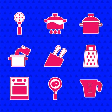 Kızartma tavasında pişmiş yumurta, ölçme kabı, Grater, fırın, pişirme kabı ve Spatula ikonu. Vektör