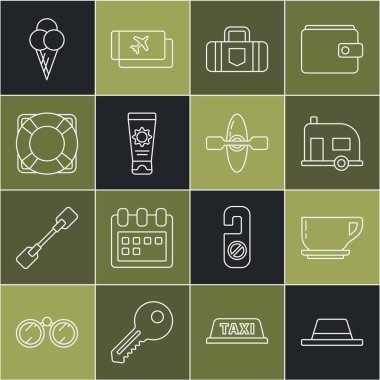 Kurdeleli çizgi adam şapkası, kahve fincanı, karavan, çanta, güneş kremi tüpü, Lifebuoy, buzlu waffle konisi ve kano ikonu. Vektör