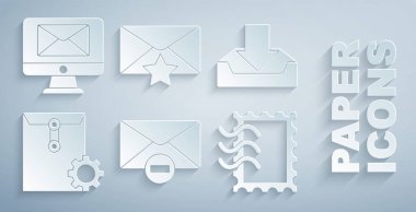 Silme zarfı, gelen kutusu, zarf ayarı, posta pulu, yıldız, monitör ve simge ile ayarla. Vektör