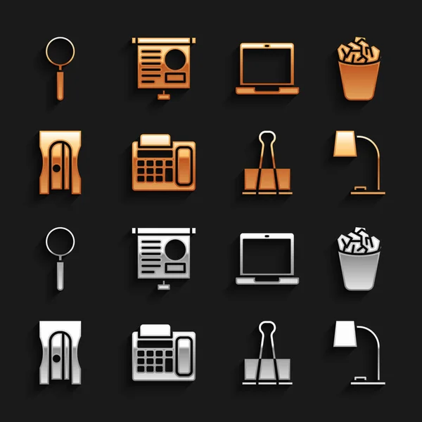 Telefon, Full çöp kutusu, Masa lambası, Binder şarjörü, Kalem açacağı, Laptop, Büyüteç ve diyagram ikonlu Tebeşir tahtası. Vektör — Stok Vektör