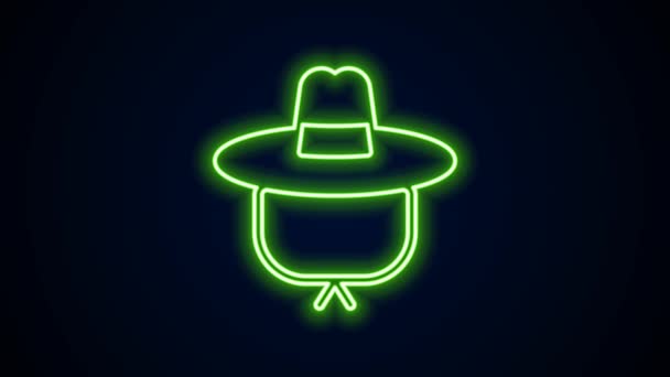 Gloeiende neon lijn Camping hoed pictogram geïsoleerd op zwarte achtergrond. Strandhoed panama. Explorer reizigers hoed voor de jacht, wandelen, toerisme. 4K Video motion grafische animatie — Stockvideo