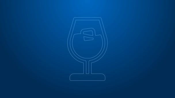 Línea blanca Icono de cristal de vino aislado sobre fondo azul. Signo de copa de vino. Animación gráfica de vídeo 4K — Vídeo de stock