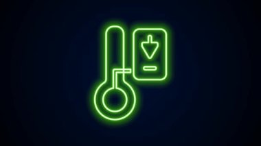 Parlayan neon hattı Sauna termometre simgesi siyah arkaplanda izole edildi. Sauna ve banyo malzemeleri. 4K Video hareketli grafik canlandırması