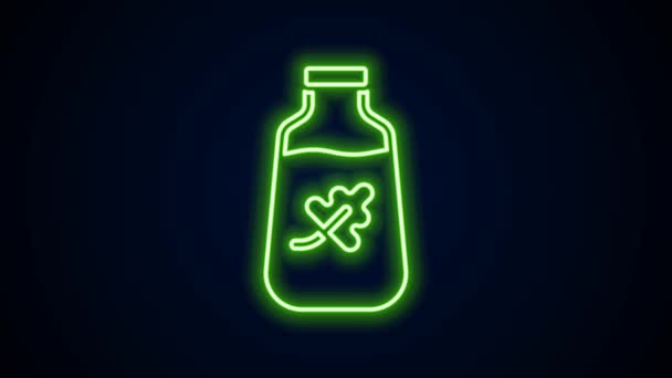 Línea de neón brillante Icono de botella de aceite esencial aislado sobre fondo negro. Esencia de aromaterapia orgánica. Cuidado de la piel suero vaso gota paquete. Animación gráfica de vídeo 4K — Vídeos de Stock