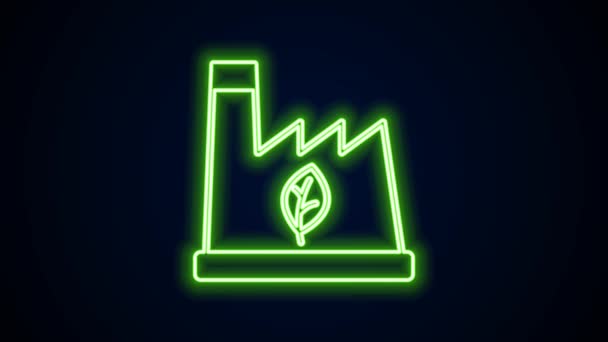 Glowing neon line Plant recycling garbage icon isolated on black background. 4K Video motion graphic animation — Vídeo de Stock