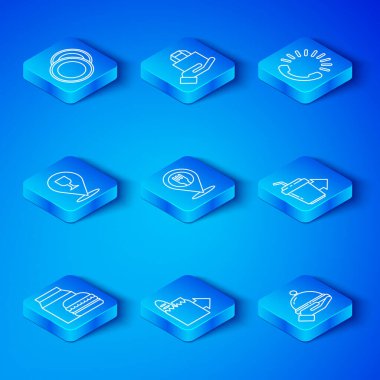 Çevrimiçi sipariş ve hamburger teslimatı, kafe restoranının yeri, paket kahve fincanı, yiyecek, alkol barı, tabak ve tepsi yemek ikonu ile kaplı. Vektör