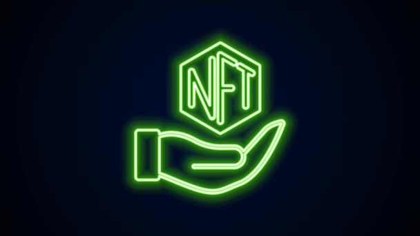 Brillante línea de neón NFT Icono de arte criptográfico digital aislado sobre fondo negro. Token no fungible. Animación gráfica de vídeo 4K — Vídeos de Stock