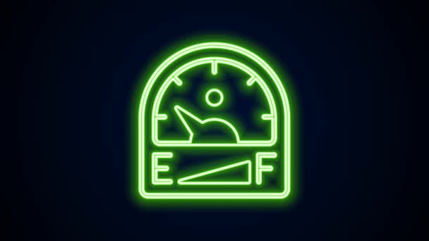 Línea de neón brillante Icono del medidor de gas del motor aislado sobre fondo negro. Medidor de combustible vacío. Indicación del tanque lleno. Animación gráfica de vídeo 4K — Vídeos de Stock